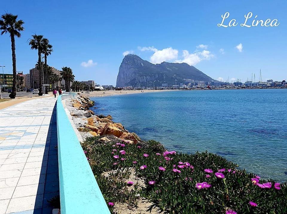 Practico Apartamento A 5 Min Andando De Gibraltar Y El Centro, Frente Al Mar La Línea de la Concepción Dış mekan fotoğraf