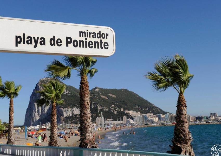 Practico Apartamento A 5 Min Andando De Gibraltar Y El Centro, Frente Al Mar La Línea de la Concepción Dış mekan fotoğraf